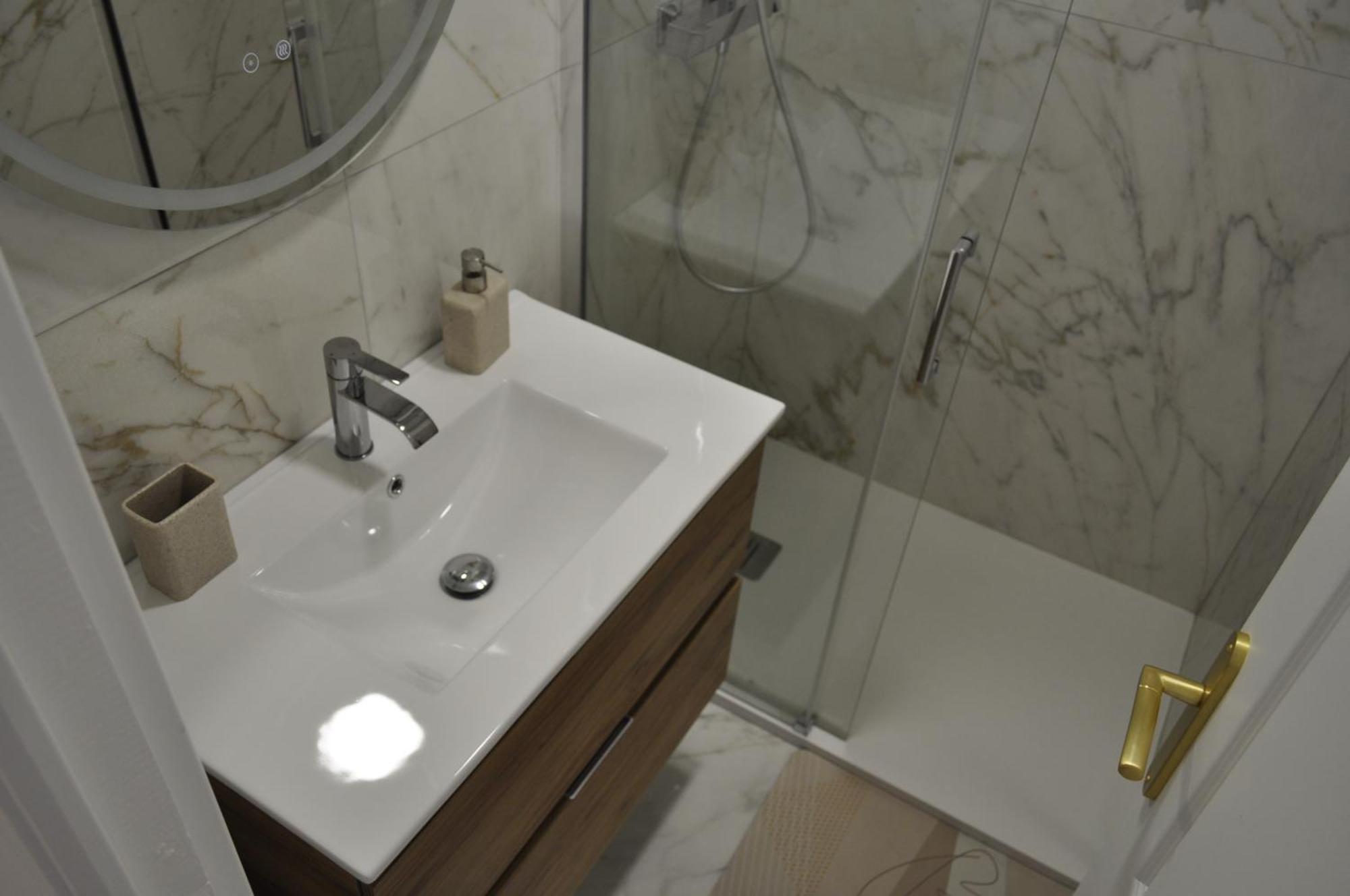 ניס Emotion Vip Apartment מראה חיצוני תמונה